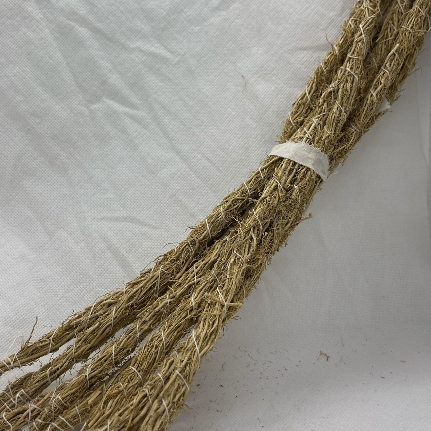 Vetiver root (Khamare, Gongolili)