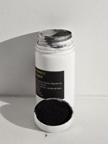 poudre Dentifrice au charbon de bois actif